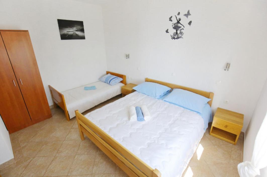 Apartmani Mirjana Tribanj Kruscica Bagian luar foto