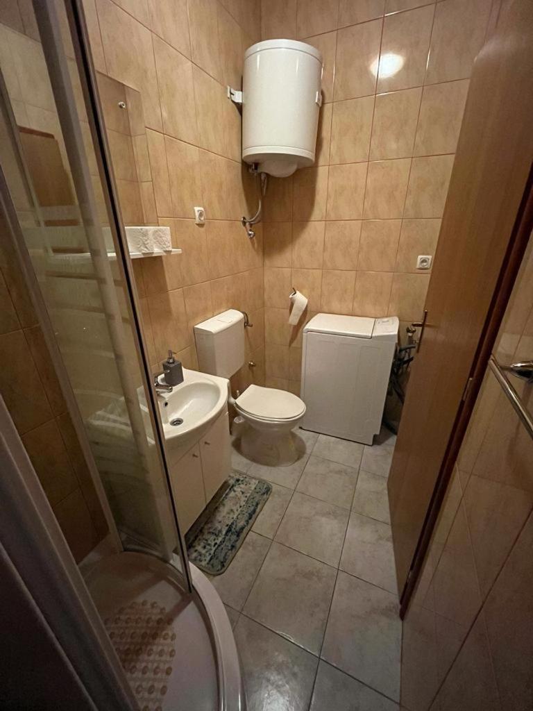 Apartmani Mirjana Tribanj Kruscica Bagian luar foto